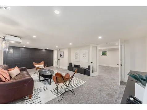 2425 NE 37th Avenue Portland OR 97212
