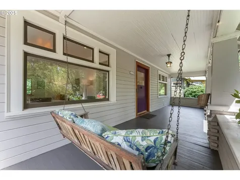 2425 NE 37th Avenue Portland OR 97212