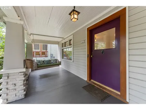 2425 NE 37th Avenue Portland OR 97212