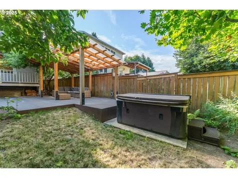 2425 NE 37th Avenue Portland OR 97212