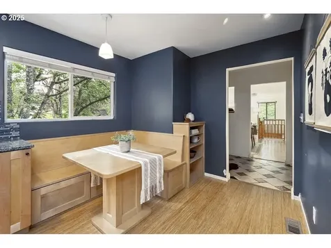 9603 SW Taylor Street Portland OR 97225