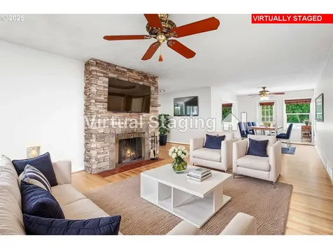 795 SE Roberts Avenue Gresham OR 97080