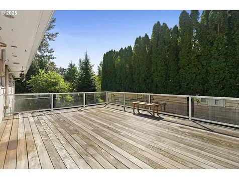 795 SE Roberts Avenue Gresham OR 97080