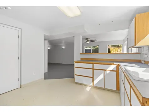 795 SE Roberts Avenue Gresham OR 97080