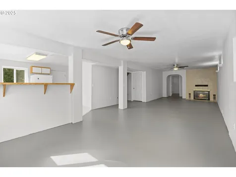 795 SE Roberts Avenue Gresham OR 97080