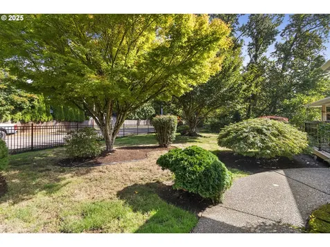 795 SE Roberts Avenue Gresham OR 97080