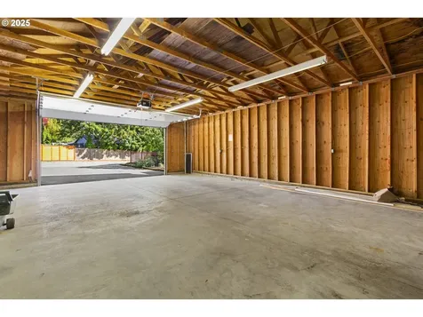 795 SE Roberts Avenue Gresham OR 97080
