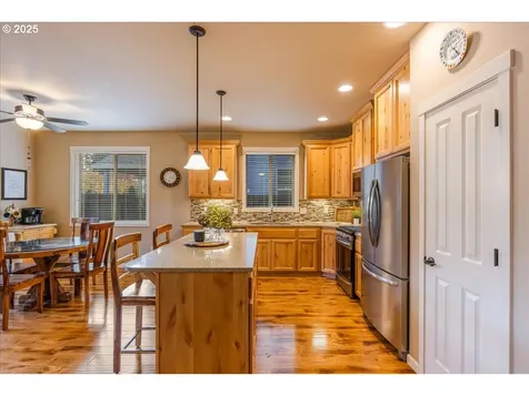 6515 NE 133rd Way Vancouver WA 98686