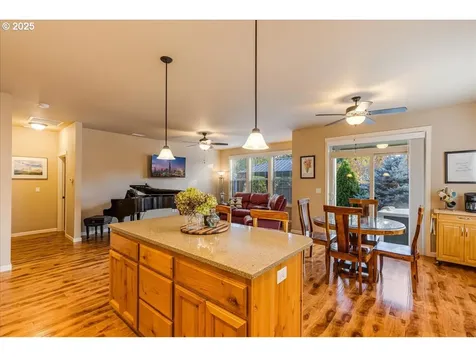 6515 NE 133rd Way Vancouver WA 98686