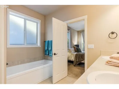 6515 NE 133rd Way Vancouver WA 98686