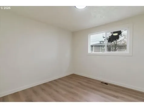 2440 S 2nd Street Lebanon OR 97355