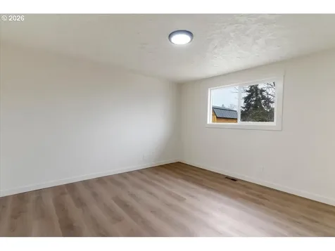 2440 S 2nd Street Lebanon OR 97355