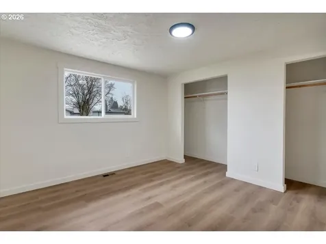 2440 S 2nd Street Lebanon OR 97355