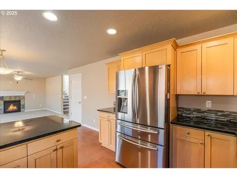320 NW Pacific Hills Drive Willamina OR 97396