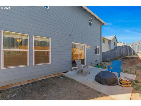 320 NW Pacific Hills Drive Willamina OR 97396