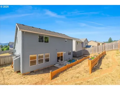 320 NW Pacific Hills Drive Willamina OR 97396