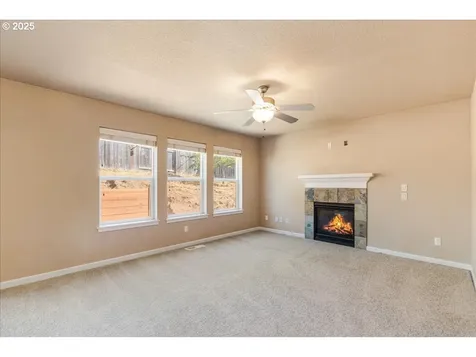 320 NW Pacific Hills Drive Willamina OR 97396