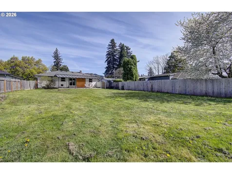964 G Street Washougal WA 98671