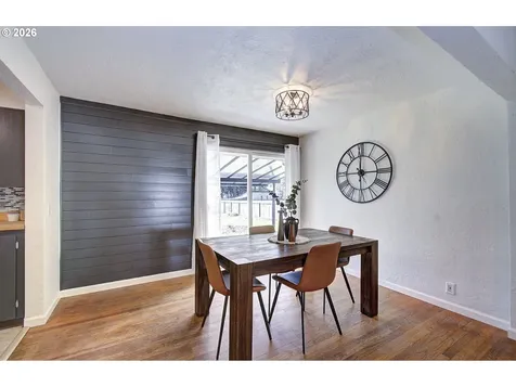 964 G Street Washougal WA 98671