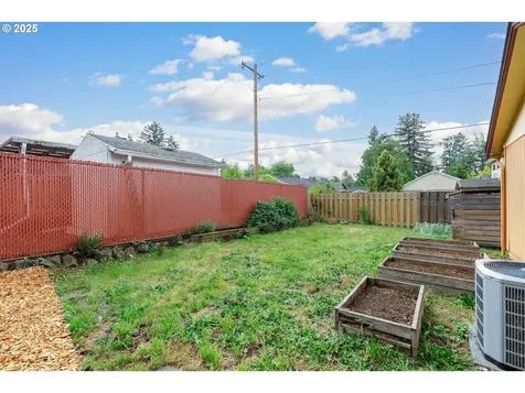7430 N Burr Avenue Portland OR 97203