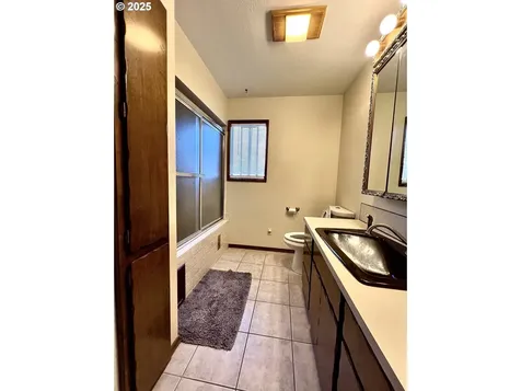 315 W D Street Rainier OR 97048