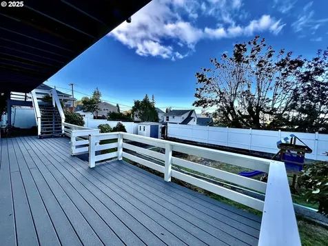 315 W D Street Rainier OR 97048