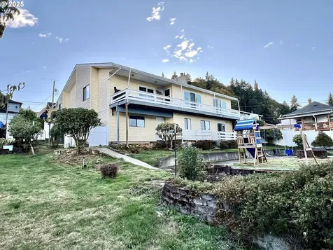 315 W D Street Rainier OR 97048