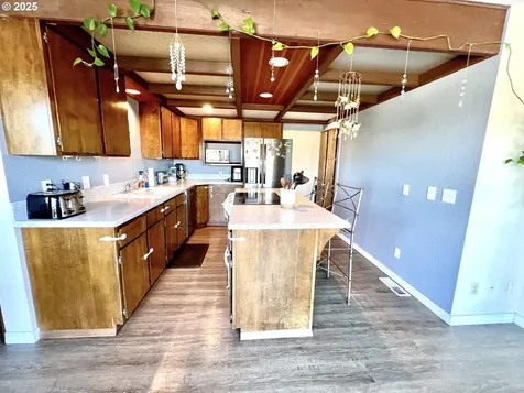 315 W D Street Rainier OR 97048