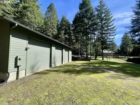 58813 Garden Valley Road Coquille OR 97423