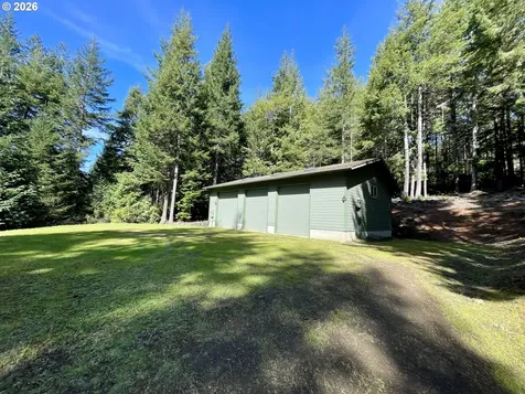58813 Garden Valley Road Coquille OR 97423