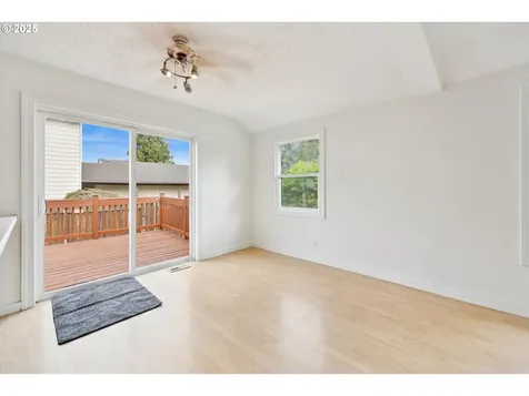1905 NE 155th Avenue Portland OR 97230