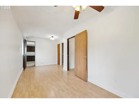 1905 NE 155th Avenue Portland OR 97230