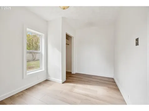1905 NE 155th Avenue Portland OR 97230