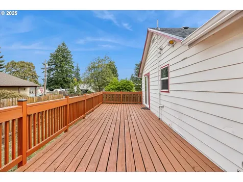 1905 NE 155th Avenue Portland OR 97230