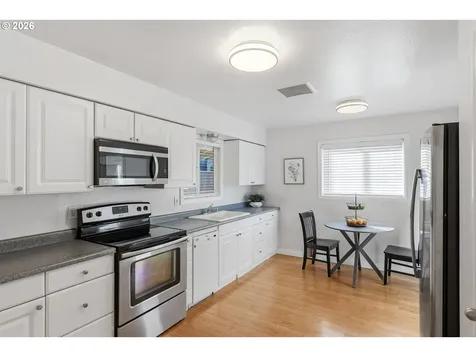 22904 SW Pine Street Sherwood OR 97140