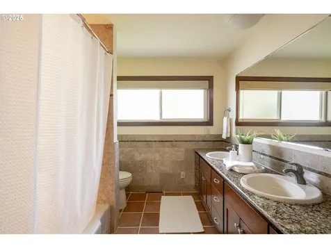3132 SE 58th Avenue Portland OR 97206