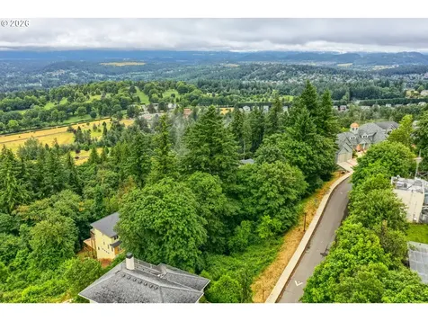 10945 SE Scotts Summit Court Happy Valley OR 97086