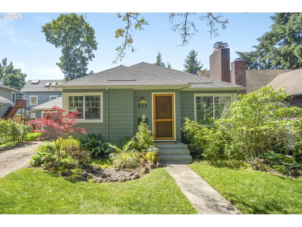 117 W 24th Street Vancouver WA 98660
