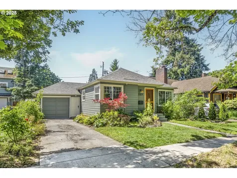 117 W 24th Street Vancouver WA 98660