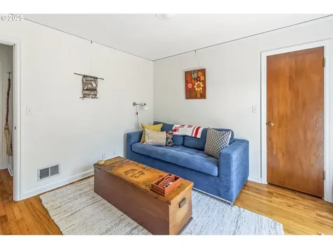 117 W 24th Street Vancouver WA 98660