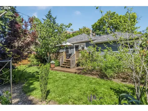 117 W 24th Street Vancouver WA 98660
