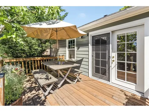 117 W 24th Street Vancouver WA 98660