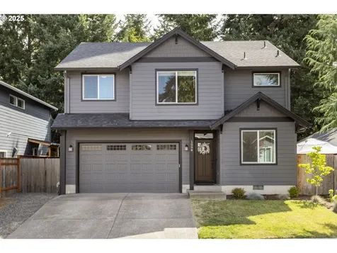 1098 NE Regan Hill Loop Estacada OR 97023