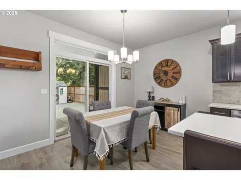1098 NE Regan Hill Loop Estacada OR 97023