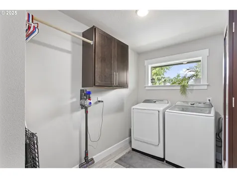 1098 NE Regan Hill Loop Estacada OR 97023