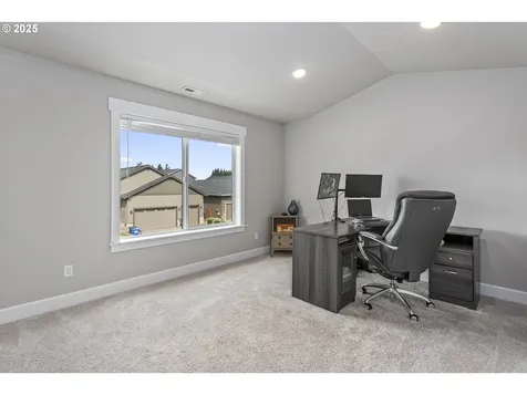 1098 NE Regan Hill Loop Estacada OR 97023