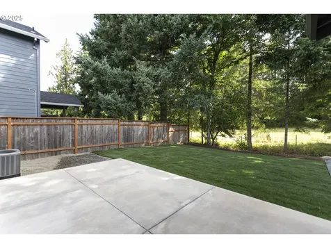1098 NE Regan Hill Loop Estacada OR 97023