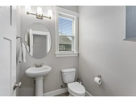 1098 NE Regan Hill Loop Estacada OR 97023