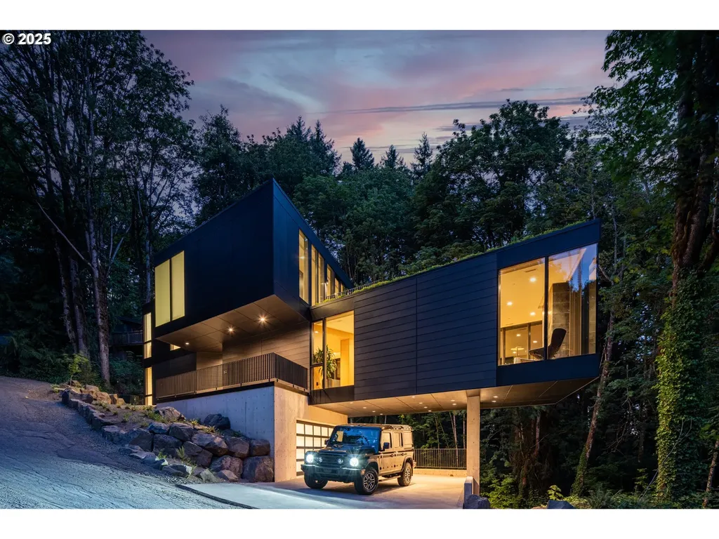 6371 NW Winston Drive Portland OR 97210