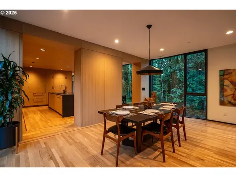 6371 NW Winston Drive Portland OR 97210